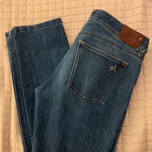 DL1961 Nicky mid rise cigarette jeans size 28